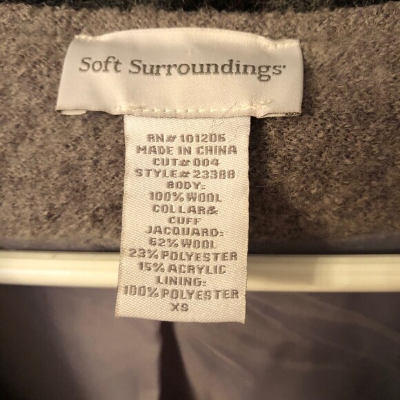 SOFT SURROUNDINGS XS GREY WOOL 3 BUTTON JACKET WITH PATTERNED COLLAR AND CUFFS - Picture 8 of 9